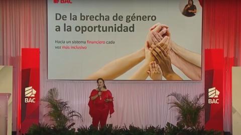 Laura Moreno, VP de Relaciones Corp de BAC en su discurso del evento 8M "De la brecha de género a la oportunidad""