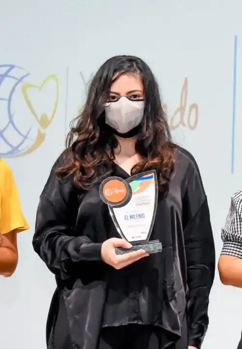 Valeria Ríos Vicepresidente de Mercadeo y Comunicación en BAC Credomatic, Karen Reyes, representante de Fundación Televicentro y Sofia Reina, Consejo Ejecutivo diario La Tribuna. 